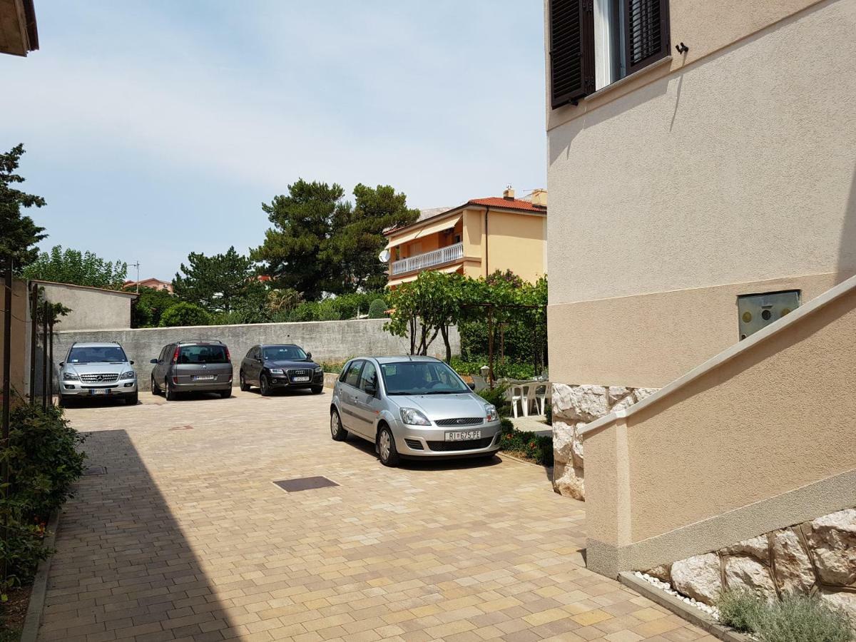 Apartment & Rooms Three Angels Baska  Ngoại thất bức ảnh