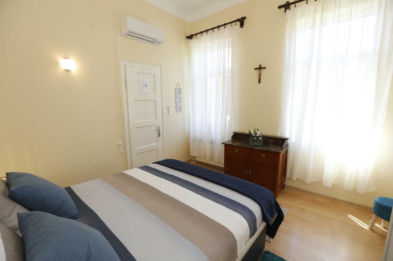 Apartment & Rooms Three Angels Baska  Ngoại thất bức ảnh