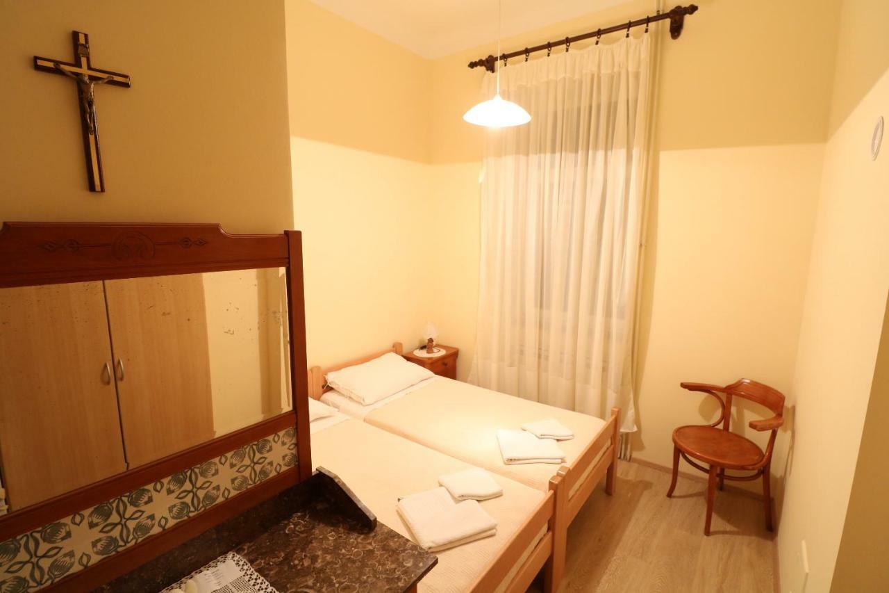 Apartment & Rooms Three Angels Baska  Ngoại thất bức ảnh