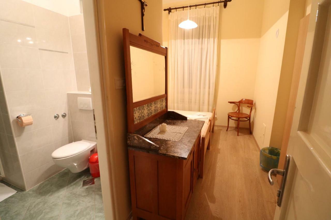 Apartment & Rooms Three Angels Baska  Ngoại thất bức ảnh