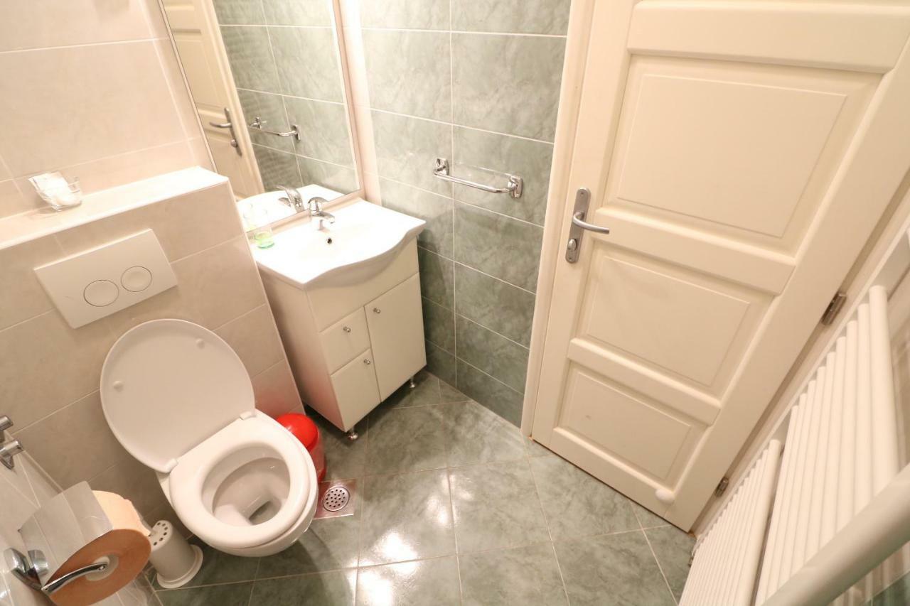Apartment & Rooms Three Angels Baska  Phòng bức ảnh